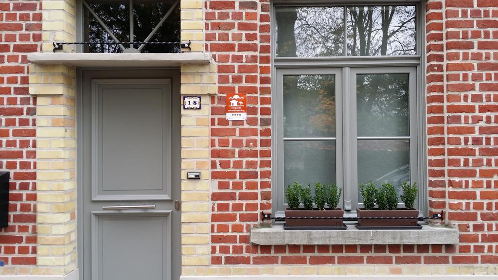 Ypres Ramparts House Villa Rum bild